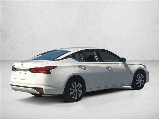 Used 2024 Nissan Altima 2.5 S FWD image 5