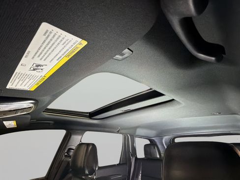 Used 2021 Jeep Grand Cherokee Limited image 32