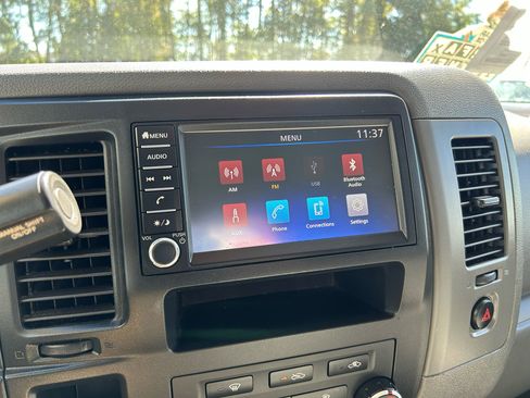 Used 2020 Nissan NV 2500 S image 17