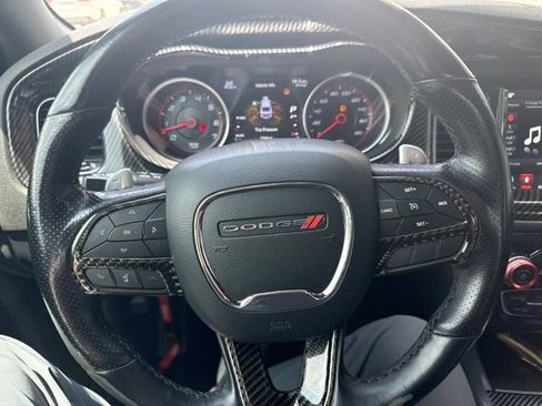 Used 2019 Dodge Charger Scat Pack RWD image 8