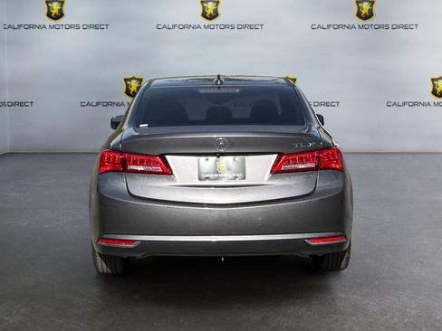 Used 2020 Acura TLX image 4
