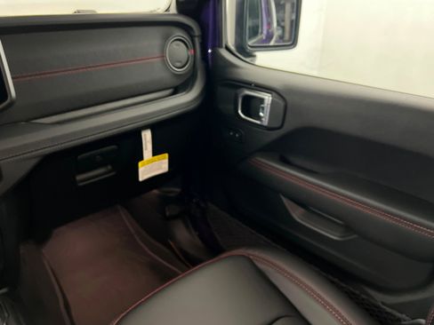 New 2026 Jeep Wrangler Unlimited Rubicon AWD/4WD image 10