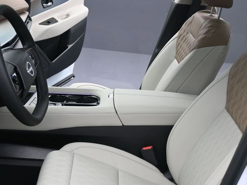 New 2026 Nissan Murano Platinum w/ Cargo Package AWD/4WD image 19