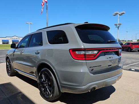Used 2024 Dodge Durango GT AWD/4WD image 3