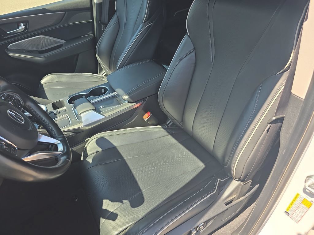 Used 2023 Acura MDX w/ Advance Package AWD/4WD image 12