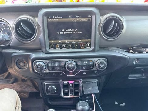 Used 2022 Jeep Wrangler Unlimited Sport AWD/4WD image 5