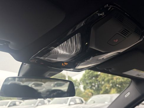 Used 2025 BMW M3 Competition w/ Executive Package image 27