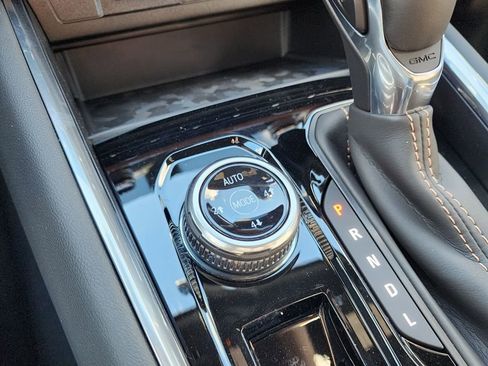 New 2026 GMC Canyon AT4 image 32