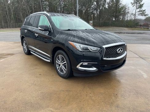 Used 2020 INFINITI QX60 Luxe w/ Essential Package image 2