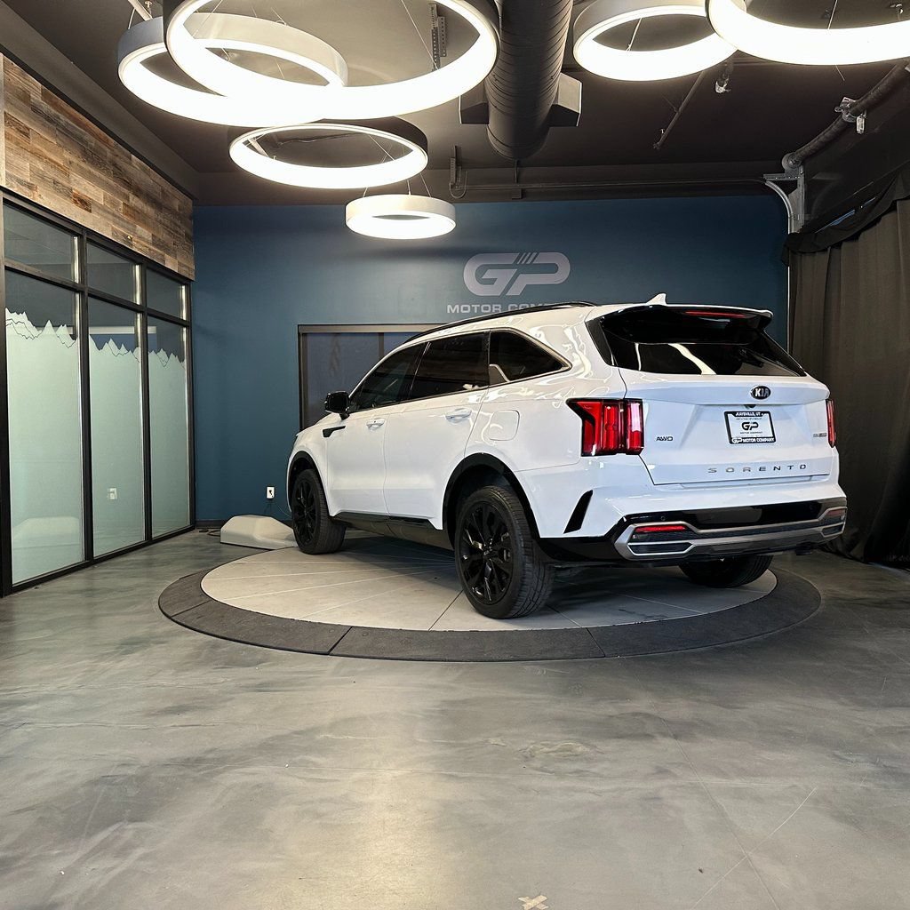 Used 2021 Kia Sorento SX AWD/4WD image 5