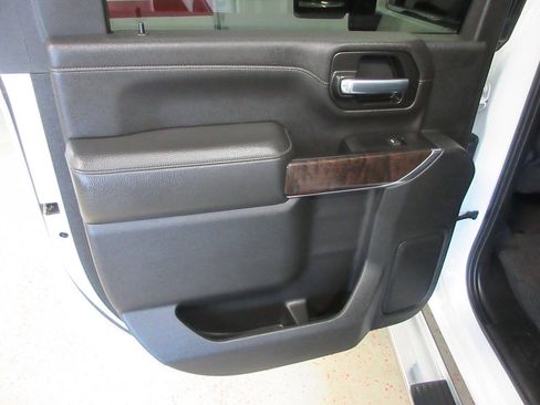Used 2020 GMC Sierra 3500 Denali w/ Denali Ultimate Package AWD/4WD image 32