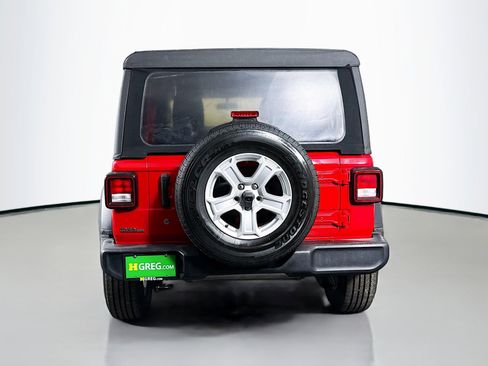 Used 2018 Jeep Wrangler Unlimited Sport S image 8