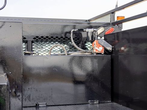 Used 2017 Ford F550 4x4 Crew Cab Super Duty image 19