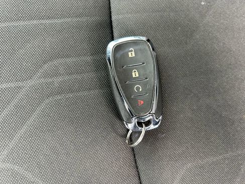 Used 2022 Chevrolet Trax LT w/ Driver Confidence Package image 33