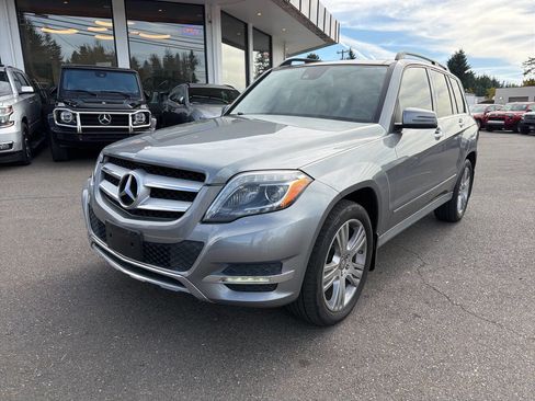 Used 2015 Mercedes-Benz GLK 350 4MATIC image 1
