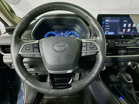 Used 2024 Toyota Grand Highlander Platinum image 15