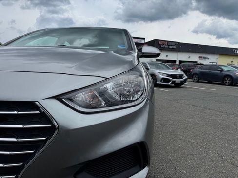 Used 2022 Hyundai Accent SE FWD image 52