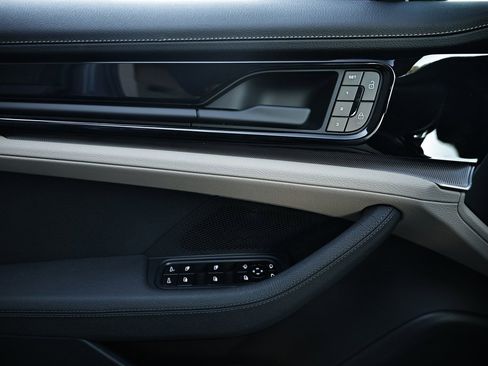 New 2026 Porsche Panamera 4 image 19