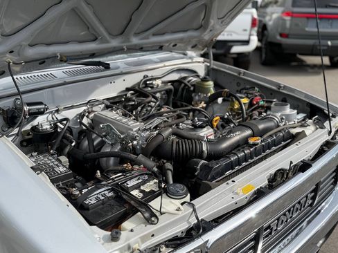 Used 1991 Toyota Pickup Deluxe AWD/4WD image 91