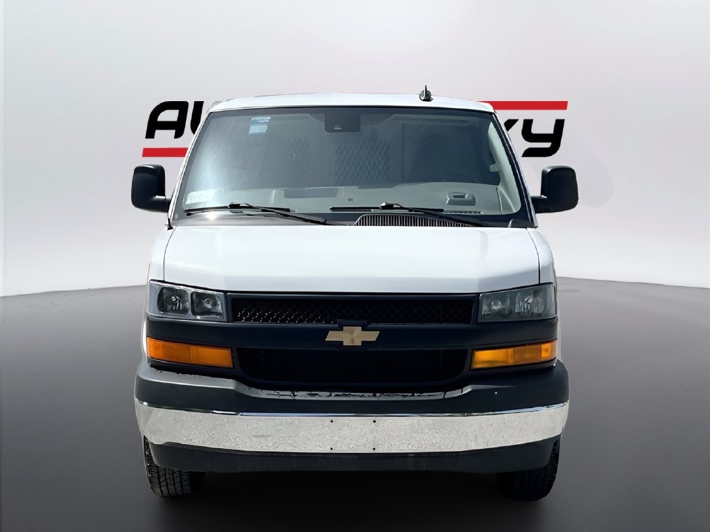 Used 2024 Chevrolet Express 2500 w/ Driver Convenience Package RWD image 2