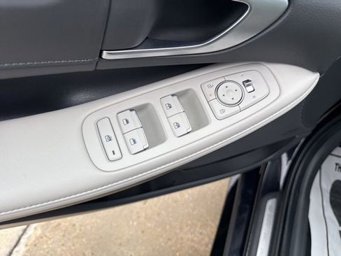 Used 2024 Hyundai Sonata Limited image 10