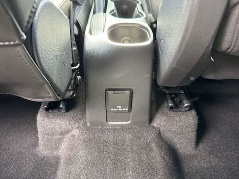 Used 2019 Chevrolet Trax LT w/ LT Convenience Package AWD/4WD image 22