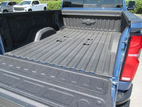 Used 2025 Chevrolet Silverado 2500 LTZ w/ Trail Boss Package AWD/4WD image 36