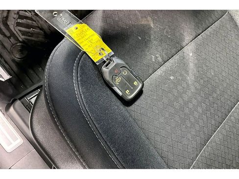 Used 2021 Chevrolet Silverado 1500 RST image 12