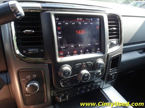 Used 2018 RAM 2500 Laramie w/ Sport Appearance Group AWD/4WD image 17
