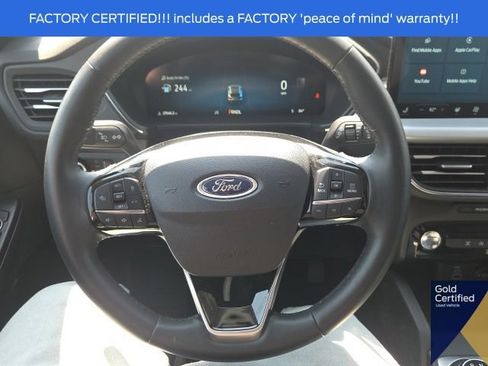 Certified 2025 Ford Escape Platinum AWD/4WD image 39