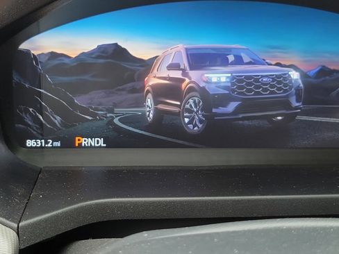 Used 2026 Ford Explorer Active w/ Active Comfort Package RWD image 9
