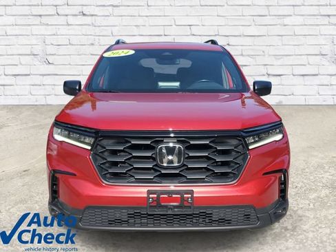 Used 2024 Honda Pilot Sport image 6