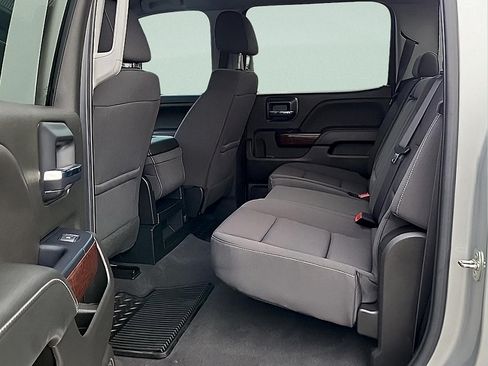 Used 2018 GMC Sierra 1500 SLE w/ SLE Value Package AWD/4WD image 12