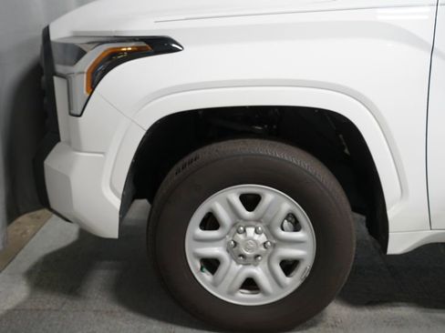 Used 2026 Toyota Tundra SR AWD/4WD image 5