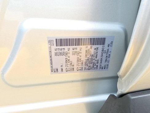 Used 2023 Nissan Rogue SV FWD image 28