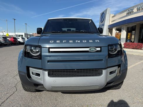 Used 2021 Land Rover Defender 110 S image 2