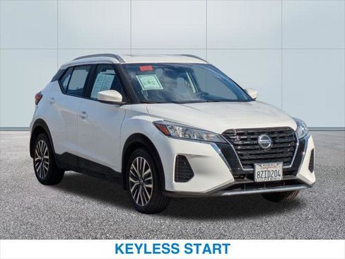 Used 2021 Nissan Kicks SV image 4