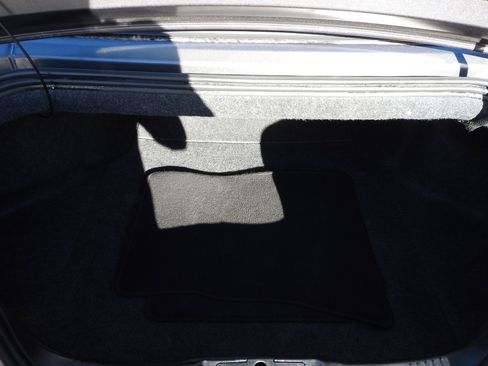 Used 2017 Ford Mustang Premium image 14