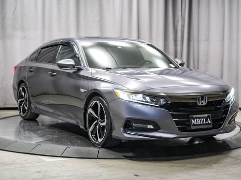 Used 2020 Honda Accord Sport image 3