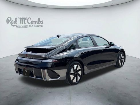 Used 2025 Hyundai Ioniq 6 SE RWD image 5