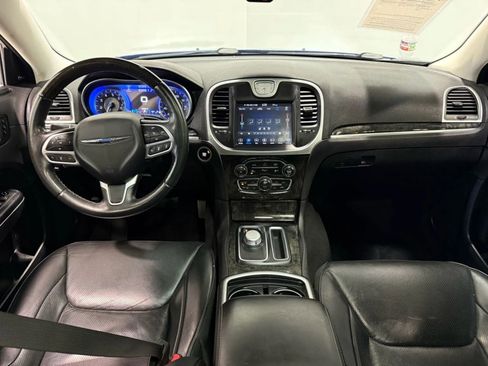 Used 2018 Chrysler 300 Limited w/ Safetytec Plus Group image 15