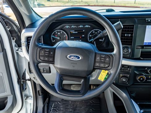 Used 2023 Ford F450 XLT w/ 360-Degree Camera Package image 18