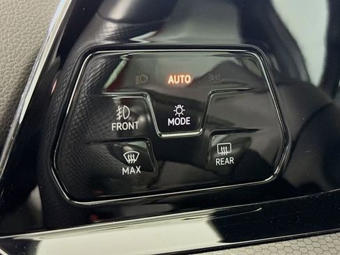 Used 2022 Volkswagen GTI Autobahn FWD image 10