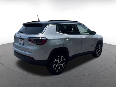 Used 2025 Jeep Compass Limited AWD/4WD image 14