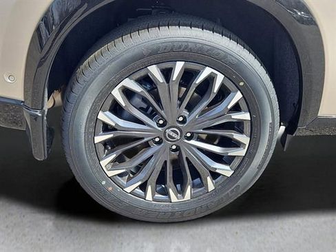 New 2025 Nissan Rogue Platinum image 4