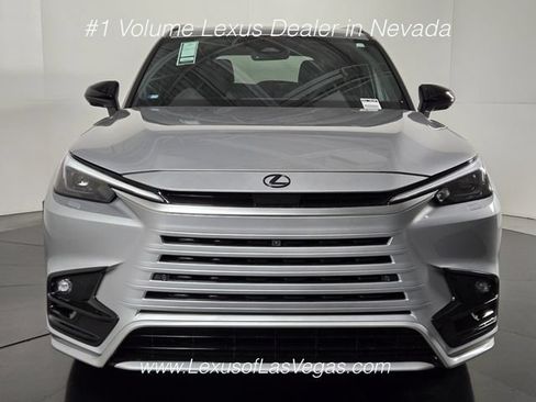 New 2026 Lexus TX 500h AWD image 8