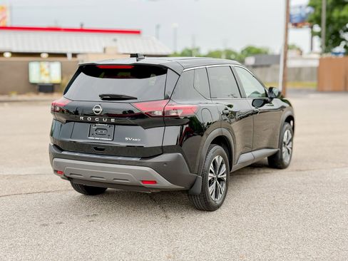 Used 2023 Nissan Rogue SV AWD/4WD image 14