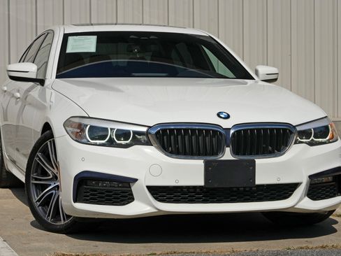 Used 2019 BMW 540i w/ M Sport Package RWD image 4
