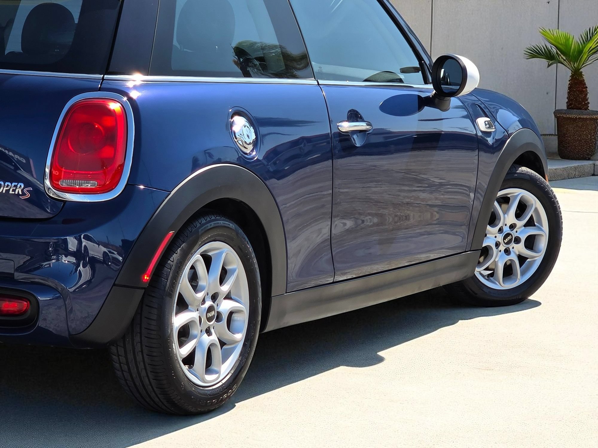 Used 2016 MINI Cooper S FWD image 13