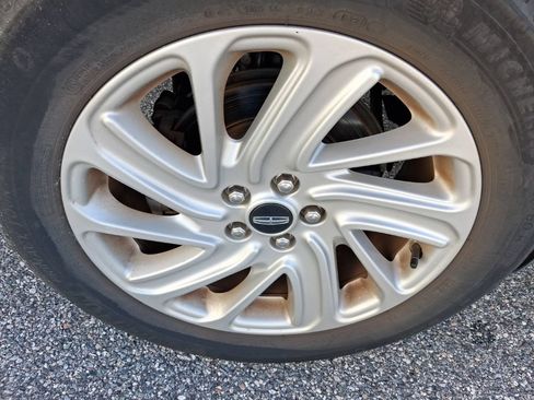 Used 2021 Lincoln Corsair FWD image 13